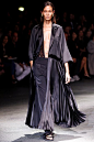 百褶服饰Givenchy Spring 2014 Ready-to-Wear Collection Slideshow on Style.com