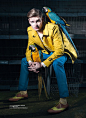 【Editorial】Ralf Javoiss Makes Nice with Parrots for Italian Maxim