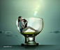 创意玻璃瓶酒杯人物生活漂流瓶合成旅游海报