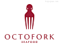 标志说明：国外海鲜餐厅logo设计欣赏。logo把章鱼的触须设计成一把叉子。