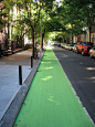 Do colored bike lanes make drivers more alert to cyclists? New York City experiments. Via NYC Bike Maps