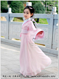 8岁小萝莉身着汉服、演绎传统中国服饰灵动_汉服吧_百度贴吧