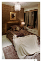 现代时尚简约四居166平家居卧室床灯具背景墙装修效果图