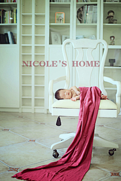 妮可的家儿童摄影采集采集到# NICOLE'S Baby — 百天照 #