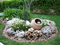 17 Outstanding Small Garden Designs That Will Delight You