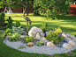 17 Outstanding Small Garden Designs That Will Delight You