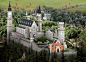 新天鹅城堡(Neuschwanstein Castle)又名“白雪公主城堡”，是座白墙蓝顶的神话城堡，位于德州Fussen小镇上，在阿尔卑斯山脉中，始建1869年。城堡的建造非常具有戏剧性。最初它是由巴伐利亚国王路德维希二世(King Ludwig II of Bavaria)的梦想所设计，国王是艺术的爱好者，一生受着瓦格纳歌剧的影响，他构想了那传说中曾是白雪公主居住的地方。他邀请剧院画家和舞台布置者绘制了建筑草图，梦幻的气氛、无数的天鹅图画，加上围绕城堡四周的湖泊，沉沉的湖水，美得如诗如画，宛如人间仙境