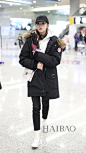 关晓彤2018年2月7日上海机场街拍：身着Canada Goose羽绒服