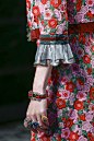 Gucci Spring 2016 Ready-to-Wear Fashion Show - Viola: 