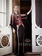 模特Julia Frauche演绎《Harper's Bazaar》杂志英国版2014年1月号时尚大片，摄影师Tom Allen掌镜！