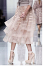 "Diaphanous" Knee-length See-through skirt in pink from the Fall 2012 collection by Christian Dior ©半身裙