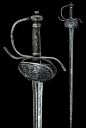 笼手剑（Basket-hilt sword）是近代欧洲早期出现的供军队使用的，有着比一般供平民使用的护手刺剑更复杂的护手结构（更加类似一个笼