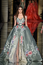 Zuhair Murad Spring 2016 Couture Fashion Show : The complete Zuhair Murad Spring 2016 Couture fashion show now on Vogue Runway.