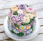 设计师Dominyka专为春天打造的花式蛋糕，款款都美到惊艳 ​​​​