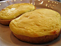 爱沙尼亚早餐
小麦面包上涂凝乳，就是当地的“奶酪吐司”。如果你喜欢的话，面上的奶酪配料也可以选用意大利乳清干酪或者乳酪代替。