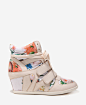 Floral Wedge Sneakers花卉图案白色仿皮坡跟鞋