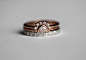   0.17克拉半月形钻石结婚戒指 