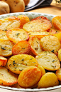 Garlic Roasted Potatoes Recipe: 