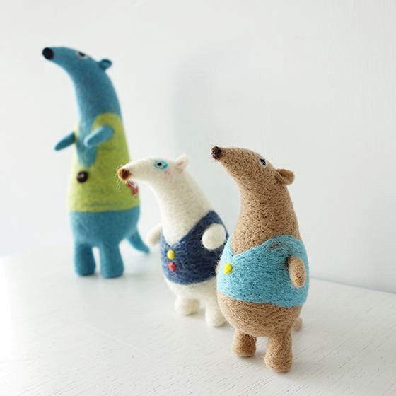 Needle felting: 