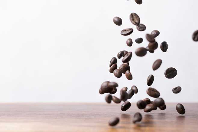 Coffee beans by Mich...