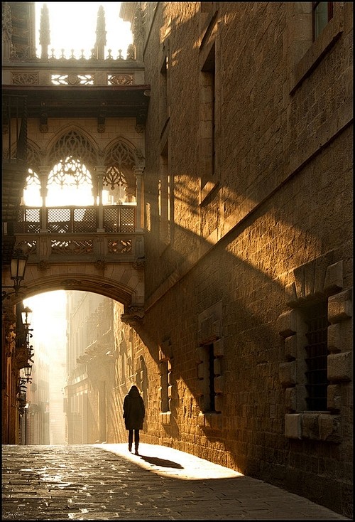 光线和阴影，巴塞罗那，西班牙