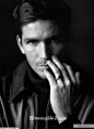 詹姆斯·卡维泽 James Caviezel