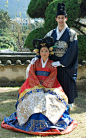 Korean wedding traditions.