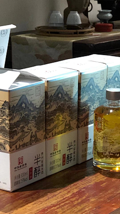 Ch-young采集到酒包装