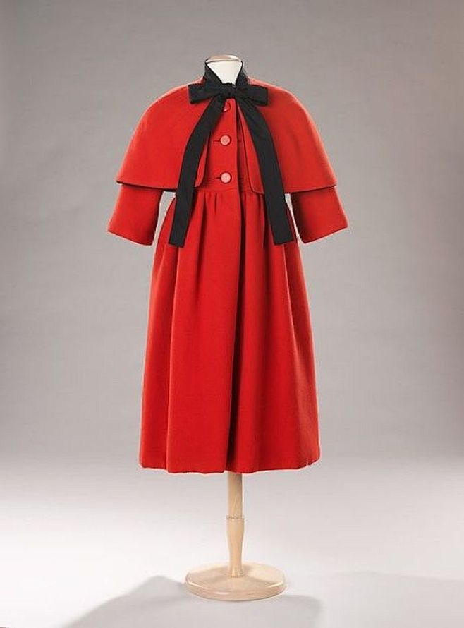 巴黎世家的外套,1958