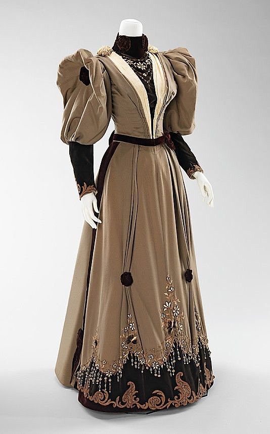 1891-1893 dress 