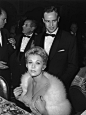 theniftyfifties:

Marlon Brando and Kim Novak