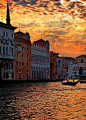 黄昏下的威尼斯。