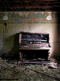 50 Stunning Examples of Urban Decay Photography