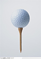 体育用品-立柱上的高尔夫球