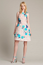 Monique Lhuillier Pre-Fall 2016 Fashion Show : See the complete Monique Lhuillier Pre-Fall 2016 collection.