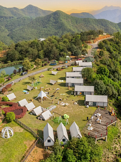 西瓜大王大王采集到camp |  房车/野奢营地