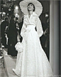 Dior designs from the 40s up to the 90s.
hg时装插画超话 GeerWong超话 ​​​​