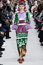 Valentino Spring 2019 Ready-to-Wear Fashion Show : The complete Valentino Spring 2019 Ready-to-Wear fashion show now on Vogue Runway.