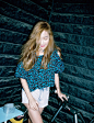 姐妹装喽#郑秀妍# #郑秀晶# #郑氏姐妹#crkeomatsu Krystal Dazed Korea April 2015 / Jessica Dazed Korea July 2015