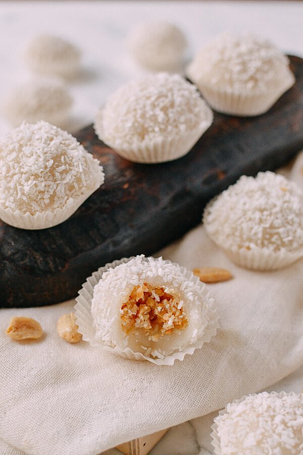 Coconut Peanut Mochi...