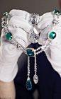 伊丽莎白·泰勒的旧藏，钻石祖母绿项链、方钻、梨形钻戒~