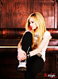 Avril Lavigne
(Zoom in)
