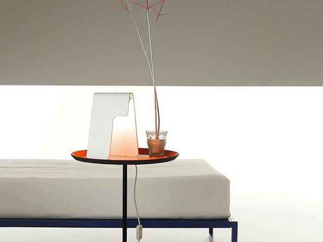 Tua Table Lamp by fo...