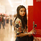 赛琳娜·戈麦斯(Selena Gomez)的时髦已经无死角？MV里会凹就算了，粉丝偶遇照里还藏着更会穿的“傻脸娜”！