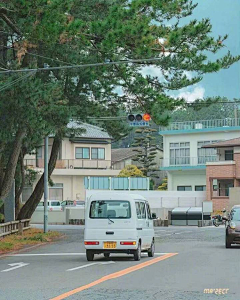 侧脸邪邪笑采集到街道