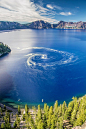 Giant Swirl At Crater Lake National Park, ... 大漩涡在火山湖国家公园

