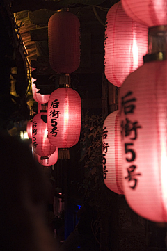 ♥锋雨同露♀采集到灯火阑珊