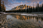 加拿大阿尔伯达黄石公园
Castle Mountain Reflection by Sherwin Calaluan on 500px