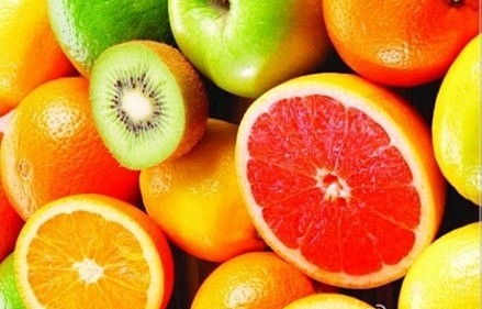  【8大最佳天然美肤水果】1、苹果：补脾...