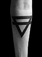 Innovative Geometric Tattoo Inspiration